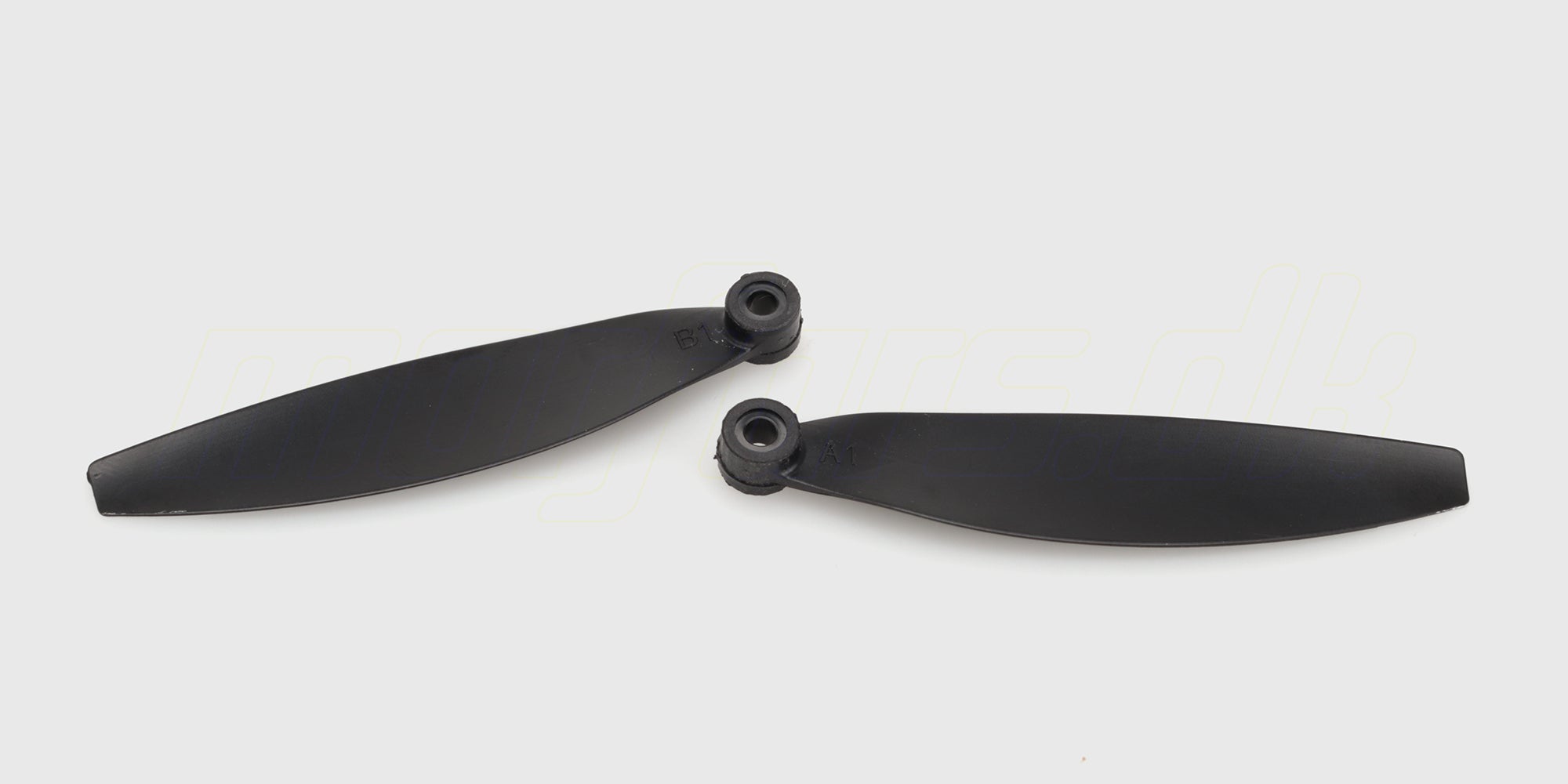 Sorte propeller til Drone XY02 Brushless vist på hvid baggrund som reservedele.