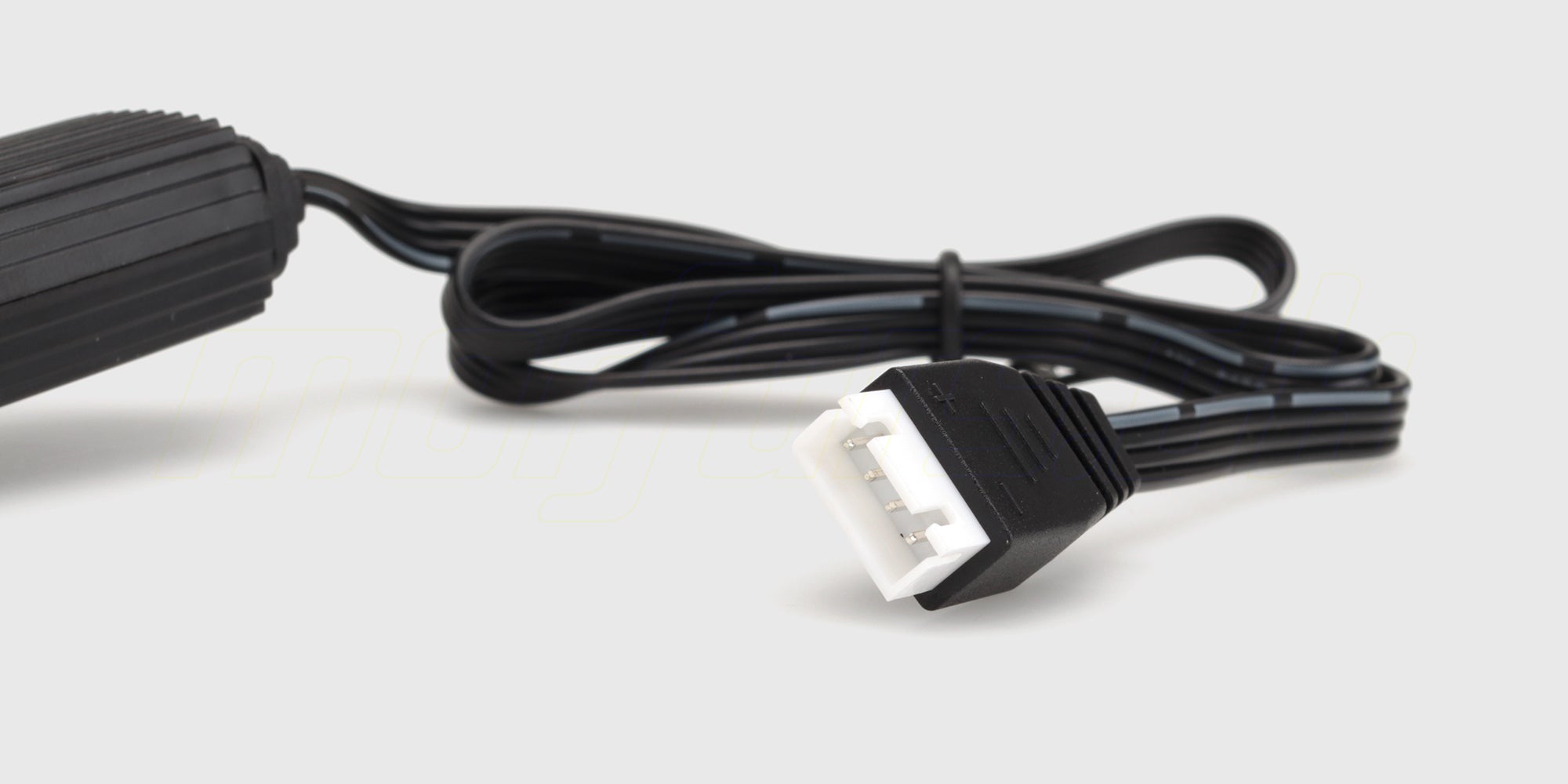 HyperGo USB ladekabel til 3S LiPo batterier med sort USB-stik og hvidt balancestik til fjernstyrede MJX biler.